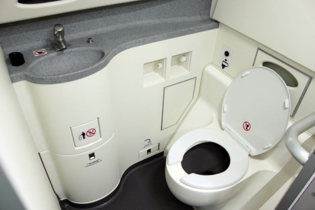 Board-Toilette Flieger